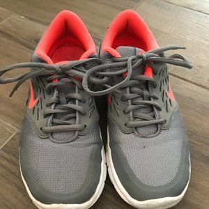 Nike Orive Running shoes size: 8.5